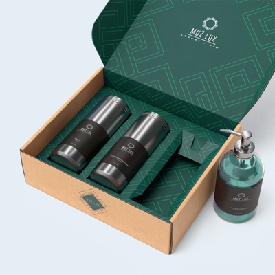 2.5mm Papierparfüm, das flache Geschenkboxen mit Deckeln verpackt, wässern die Lackierung