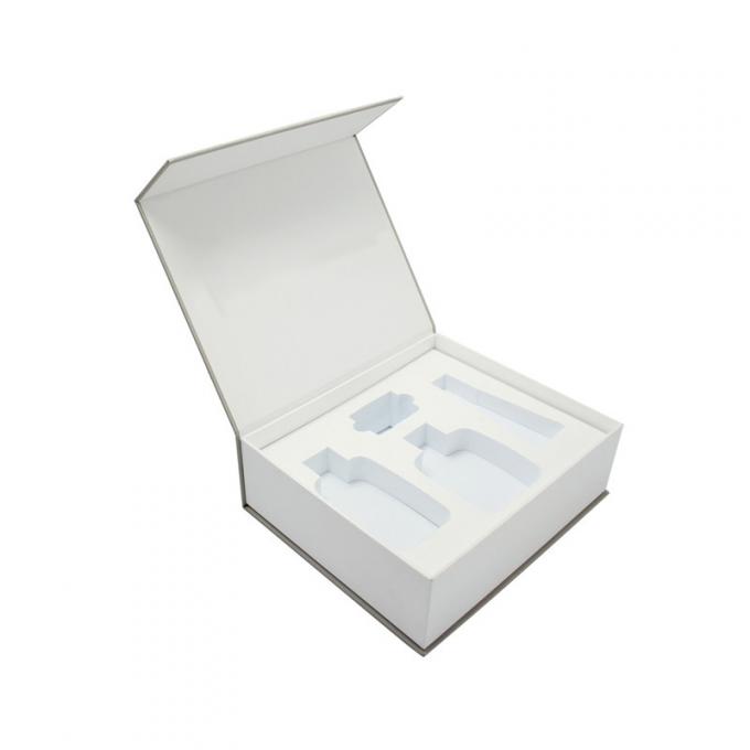 Weiße C1S C2S parfümieren Verpackenkasten-Schaum-Einsatz-steife magnetische Geschenkbox 1